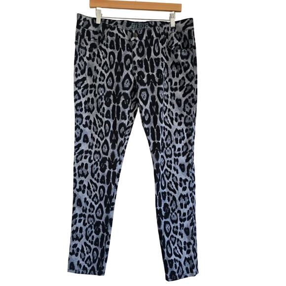Tripp NYC Womens Leopard Skinny Stretch Pants Size 15/ 32 inch Y2K Emo Grunge - Picture 1 of 10
